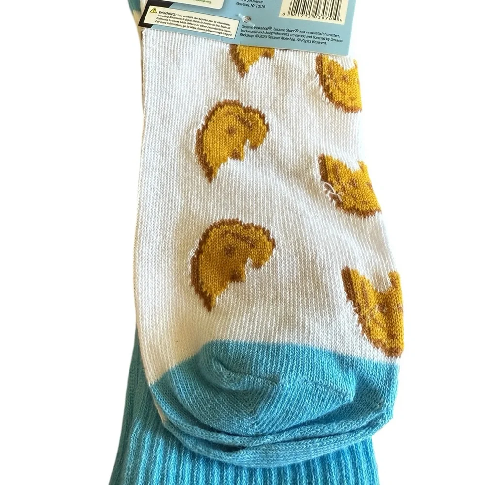 Sesame Street Cookie Monster Socks - Picture 3 of 3